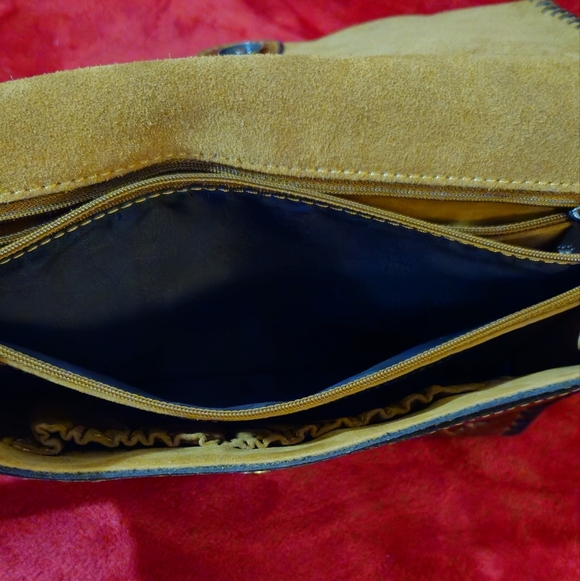 Patricia Nash Tan Floral Leather Crossbody Bag - Picture 13 of 15